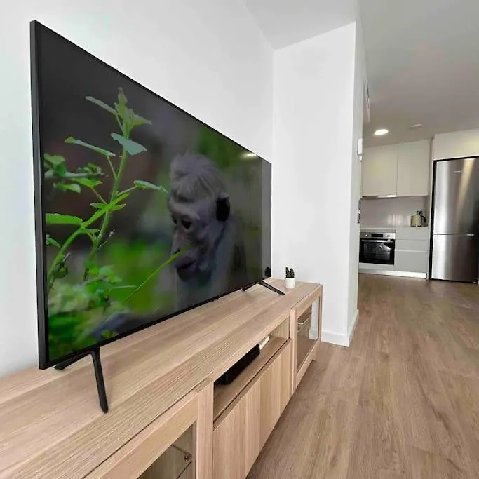 Fabuloso Apartamento En Zona Tranquila Sant Feliu de Llobregat Spanien