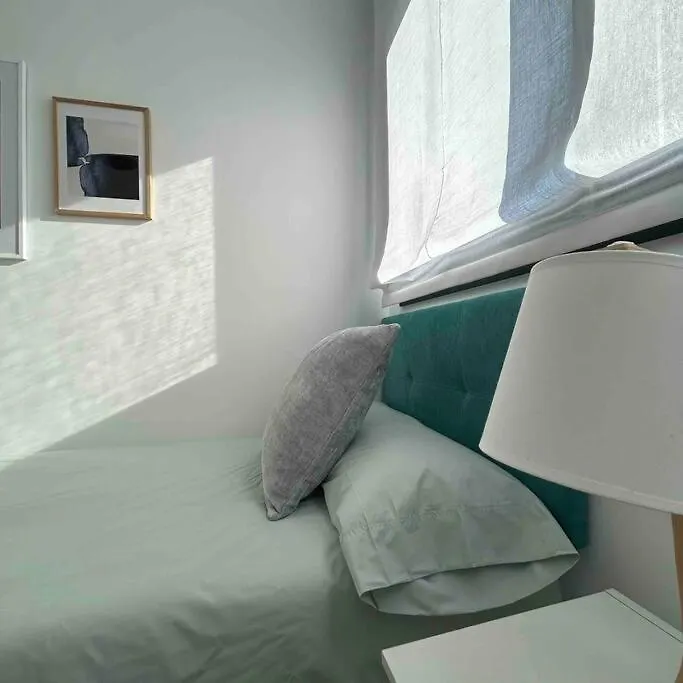 Fabuloso Apartamento En Zona Tranquila Sant Feliu de Llobregat