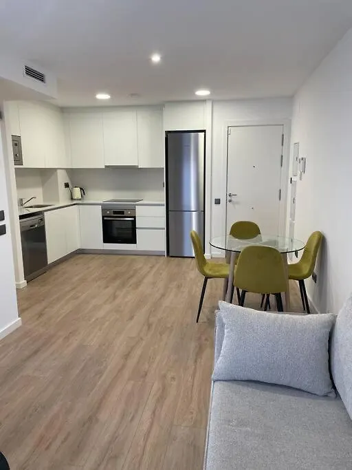 Fabuloso Apartamento En Zona Tranquila Sant Feliu de Llobregat 0*,  Spanien